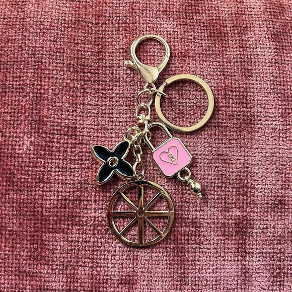 New GOLD WHEEL Bag Charm Pink ☸ - Picture 4 of 8